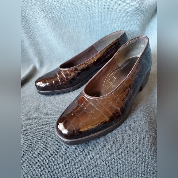 ARA, Miley, size 9. Brown patent. - Picture 7 of 9